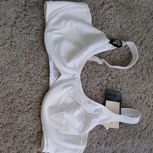 Bali Bra Sz 36 D, NWT